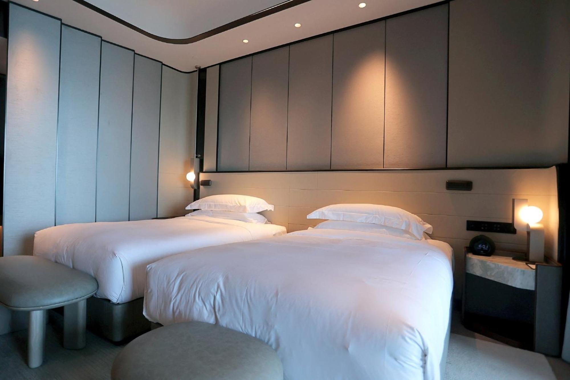 Intercontinental Shanghai Harbour City By Ihg Nanhui Exteriör bild