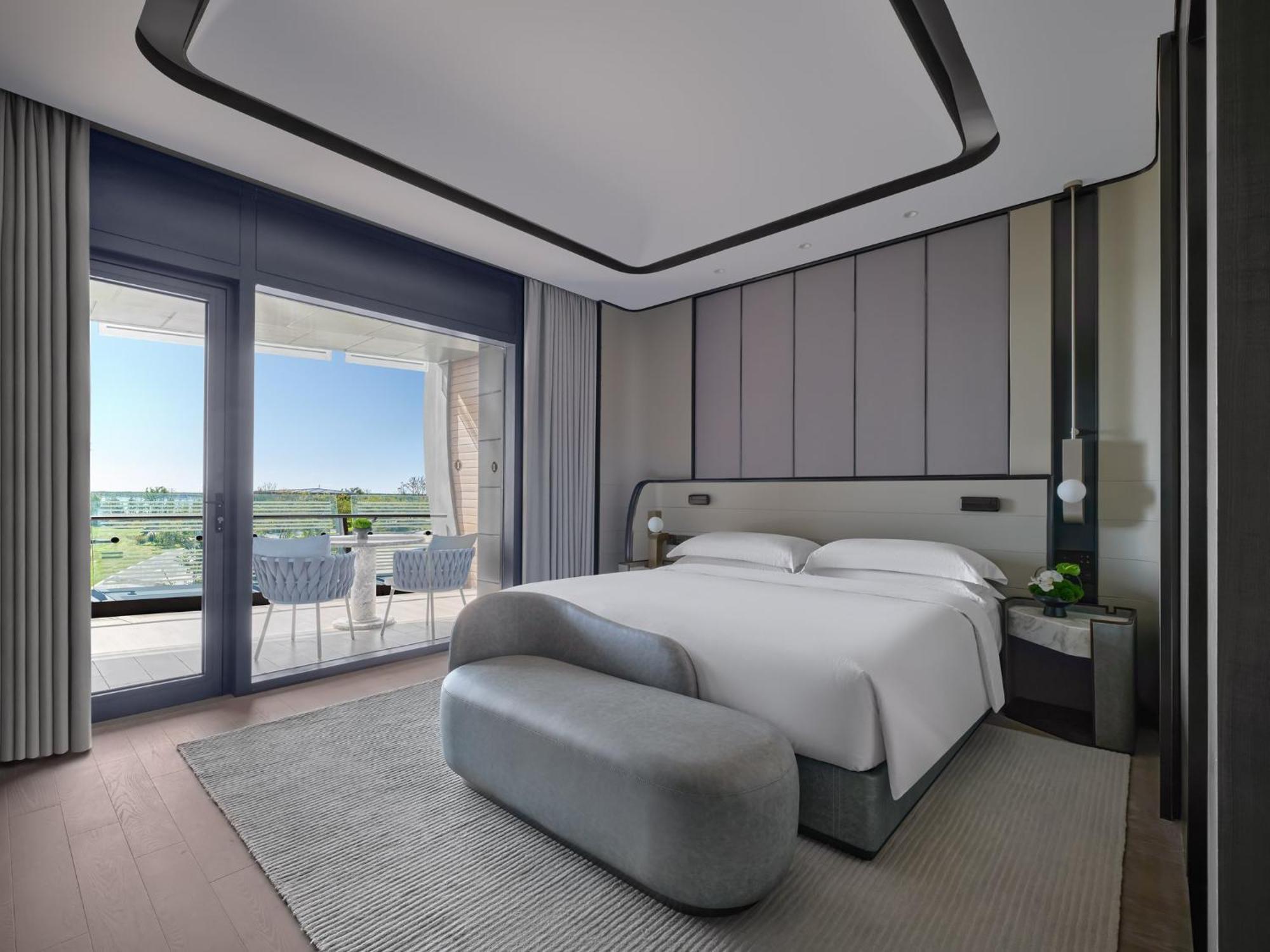 Intercontinental Shanghai Harbour City By Ihg Nanhui Exteriör bild